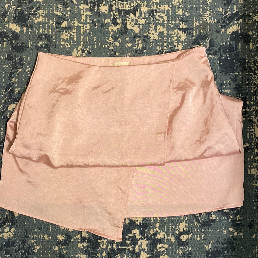 Women’s size large Altar’d State pink bubble gum wrap skirt w/ side zip